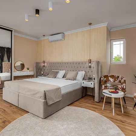 Lea Holiday home
