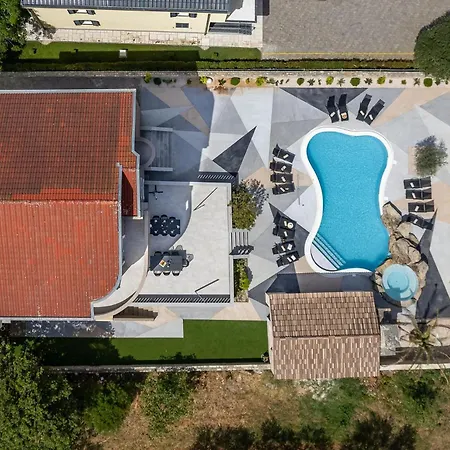 Lea Holiday home *